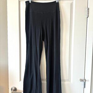 Groove Nulu High-Rise Flared Pant Regular